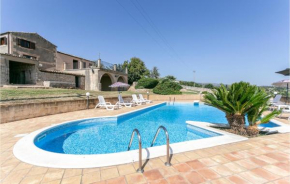 Cozy Home In Ragusa With Kitchen